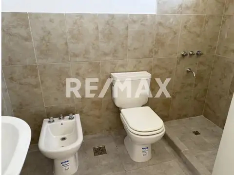 Depto Tipo Casa en Venta en General Fernandez Oro, USD 55.000