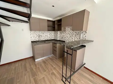 Juan B. Justo al 1700