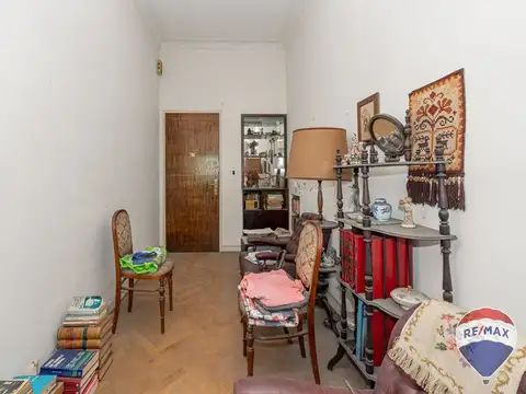 VENTA Depto. de categoría a refaccionar con PATIO
