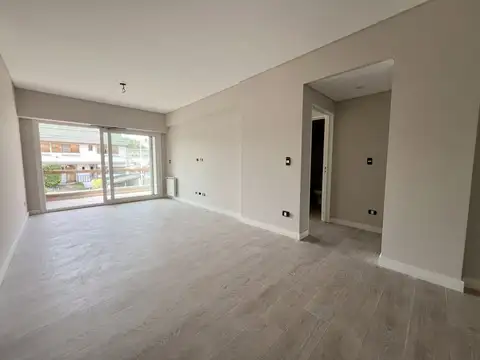 O connor 100, Piso 2