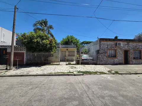 Casa en venta en Moron para refaccionar