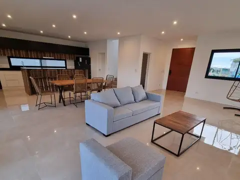 Casa en venta en Araucarias 4 dormitorios, Puertos 100