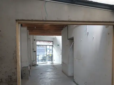 AVENIDA DONATO ALVAREZ 2100