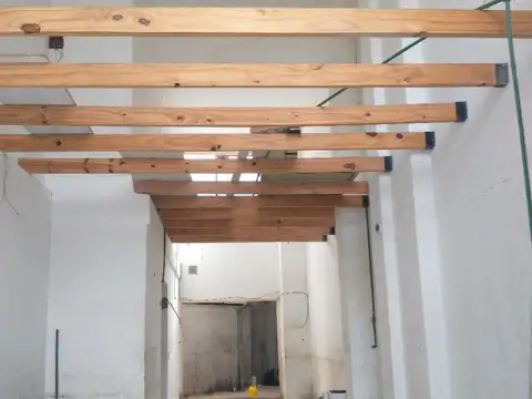 Local en Venta Via Pública