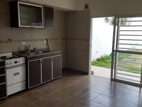 Casa en Alquiler en Munro, $ 1.500.000