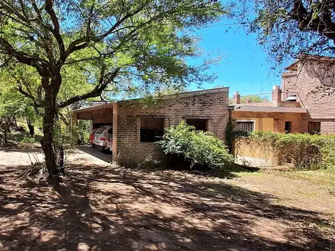 Los Fresnos 200, Piso 0