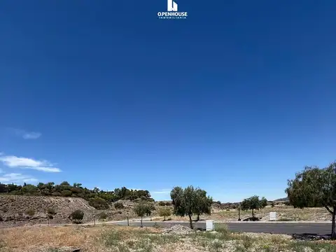 OPENHOUSE vende Maravilloso Terreno en el Barrio Privado Dalvian,Ciudad.