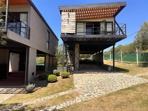 VENTA COMPLEJO 3 CABAÑAS MAS CASA TANTI ESCRITURA
