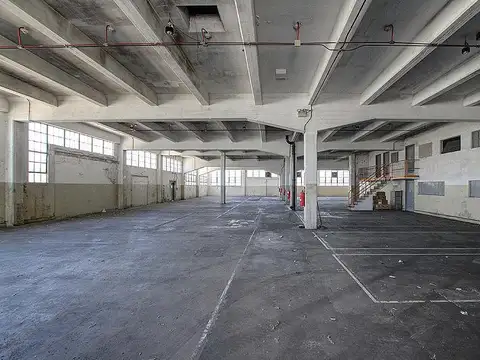 Galpon en Alquiler en Berazategui, USD 12.800