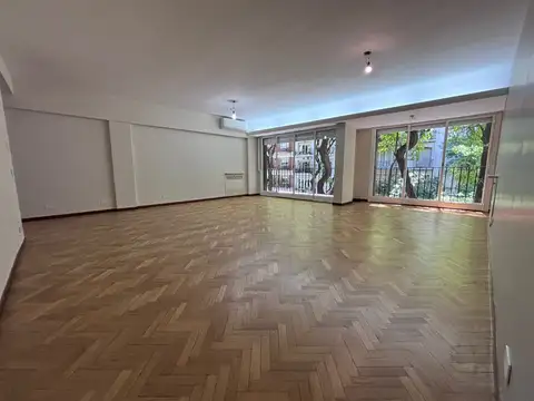 Avenida Coronel Díaz 1800, Piso 3