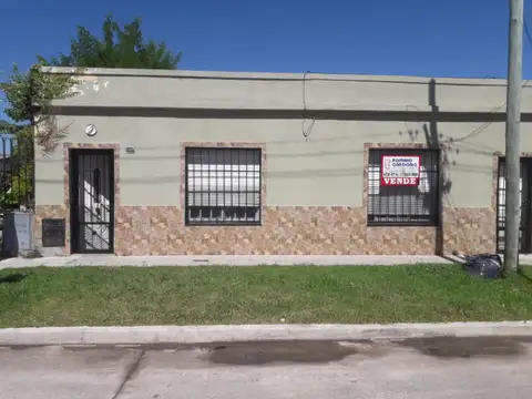 Casa en venta-Quilmes Oeste