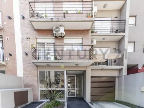 las heras 900, Piso 0