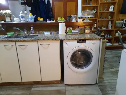 Avenida Presidente Perón 200, Piso 3