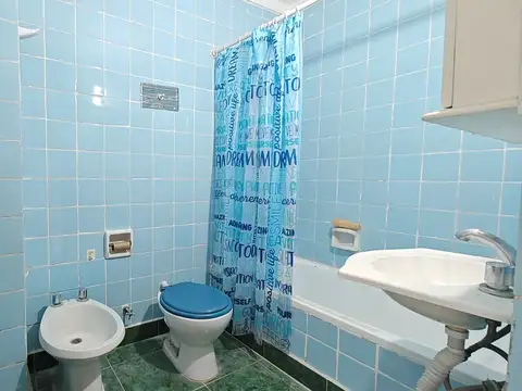 Avenida Forest 800, Piso 4