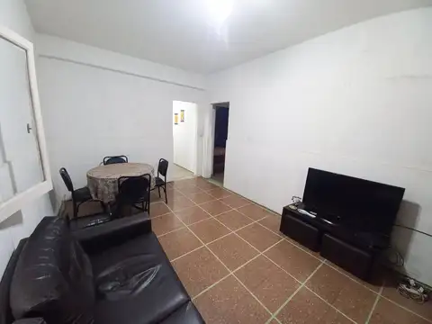 Depto Tipo Casa 3 ambientes con 1 baño