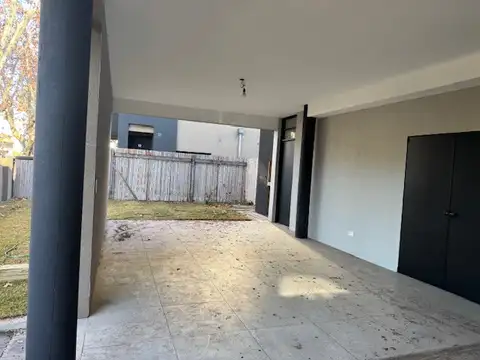 Depto Tipo Casa en Venta 5 años