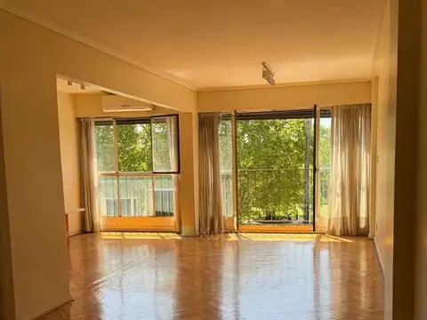 Departamento 4 ambientes con 2 baños