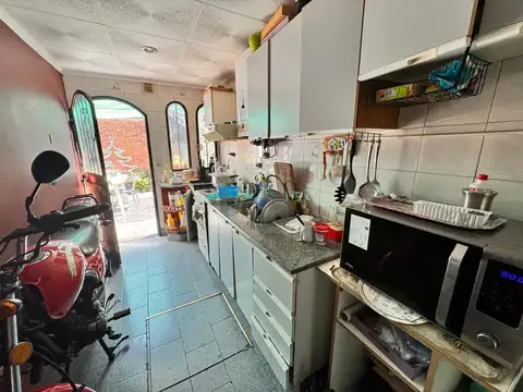 Casa 5 ambientes con 1 baño