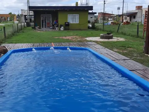 Casa 2 ambientes con 1 baño