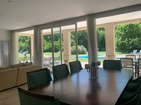 Casa en Venta en Plaza Mitre, USD 1