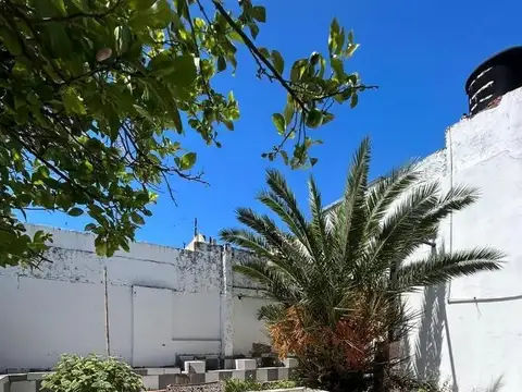 Depto Tipo Casa en Venta de 6 ambientes