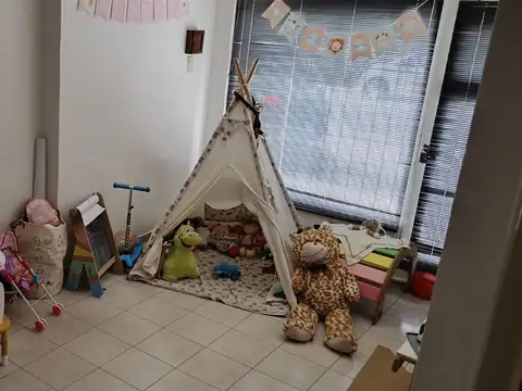 IMPORTANTE PROPIEDAD PARA DOS FAMILIAS O RENTA