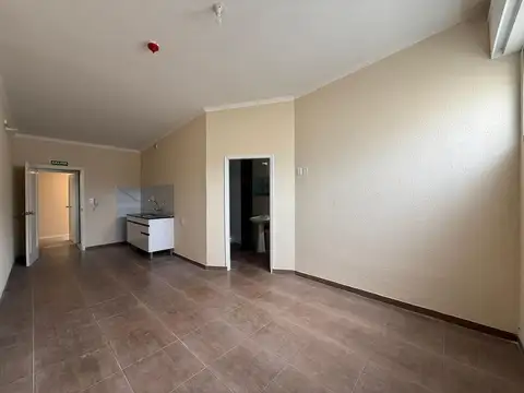 ALQUILER MONOAMBIENTE Y ESCRITORIO LA BLANQUEADA