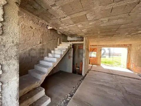 Century 21 Santos presenta este dúplex 3 Dormitorios a estrenar ubicado en Docta Urbanización, Manza