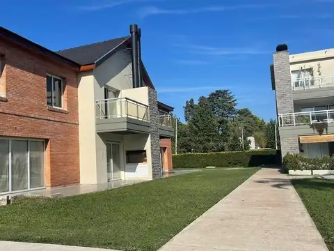 Departamento  en Venta ubicado en Altos de Maschwitz, Ing. M