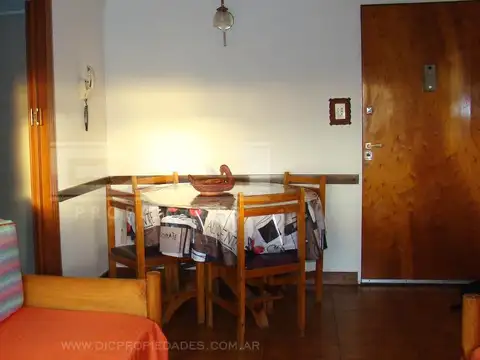 Jujuy al 1800 entre Rivadavia y Belgrano