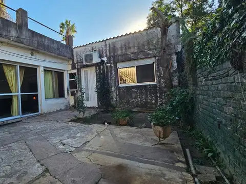 Depto Tipo Casa en Venta de 5 ambientes