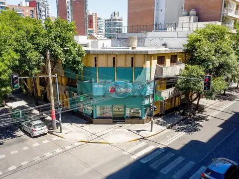 VENTA - LOTE - ESQUINA - 241M2 en Abasto, Rosario Lote en esquina ideal para constructora o desa...