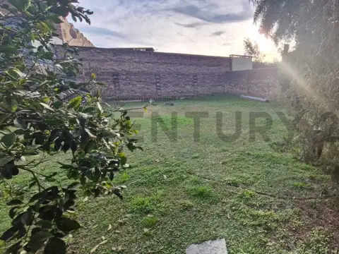 Casa 5 ambientes con 1 baño