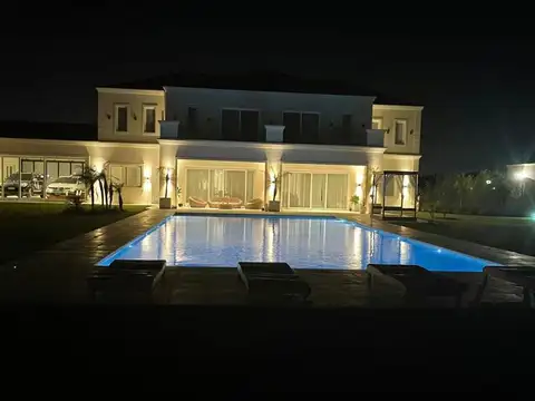 Casa en Venta de 6 dormitorios