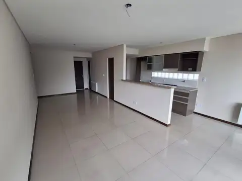 Departamento de dos dormitorios en alquiler en Av. Pellegrini al 3700