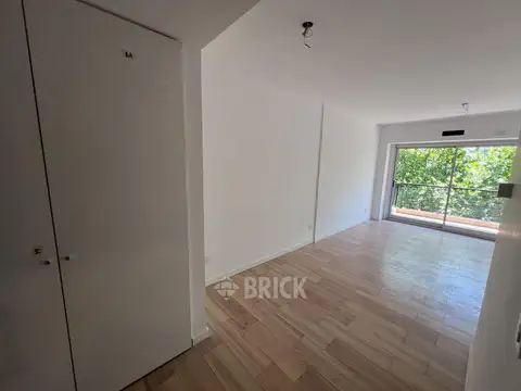 A ESTRENAR SEMIP EN JULIAN ALVAREZ AL 700 - TODO AL FRENTE BALCON TODO SOL AMPLIO LIVING