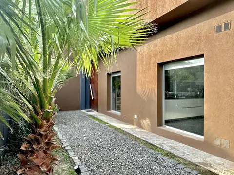 Casa en alquiler temporal Barrio Santa Clara- A la Laguna