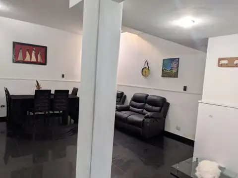 PH 4 ambientes Venta Ciudadela sin expensas