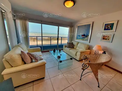 Venta apartamento 3 dormitorios. Península, Punta del Este.