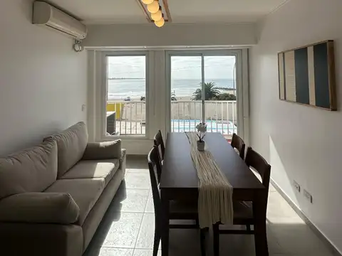Venta Departamento 3 ambientes. Cochera, Terraza y Vista al Mar. Zona Torreón