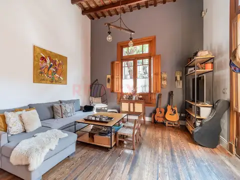 Casa 5 ambientes con 2 baños