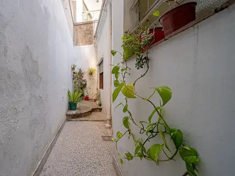 Depto Tipo Casa en Venta 85 años