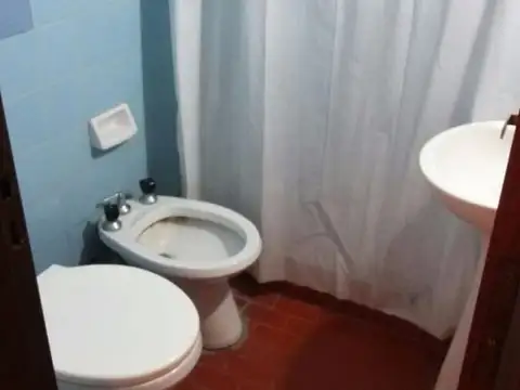 2 AMBIENTES + FRENTE + BALCON  