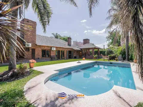 Casa en venta en Country Banco Provincia