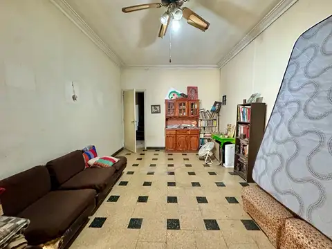 CHALET A RECICLAR - IDEAL FINES COMERCIALES O EMPRENDIMIENTO HABITACIONAL