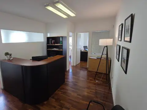 Oficina en Alquiler en Recoleta, $ 750.000
