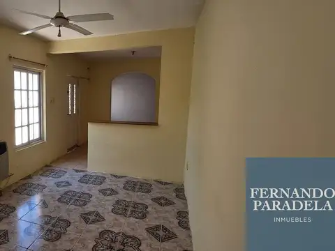 Casa 3 ambientes con 1 baño