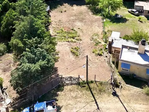 Venta de TERRENO PLANO DE 1300m². COSTA AZUL NORTE,  CARLOS PAZ