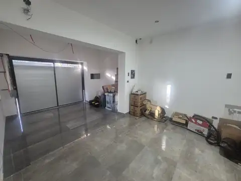 Depto Tipo Casa 3 ambientes con 2 baños