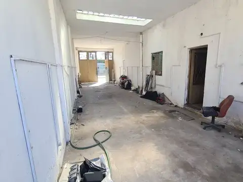 Terreno en Venta en Isidro Casanova, USD 110.000